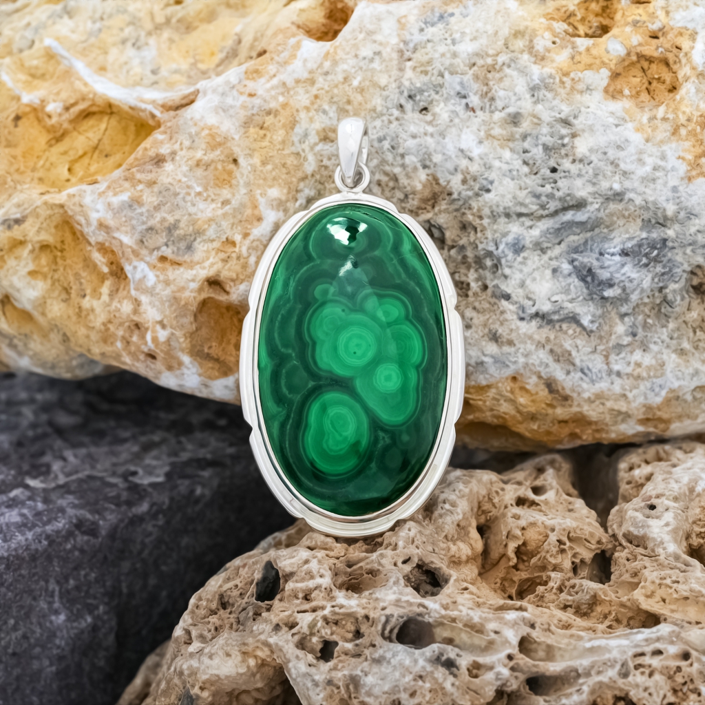 Natural Green Malachite Oval Sterling Silver Pendant Jewellery