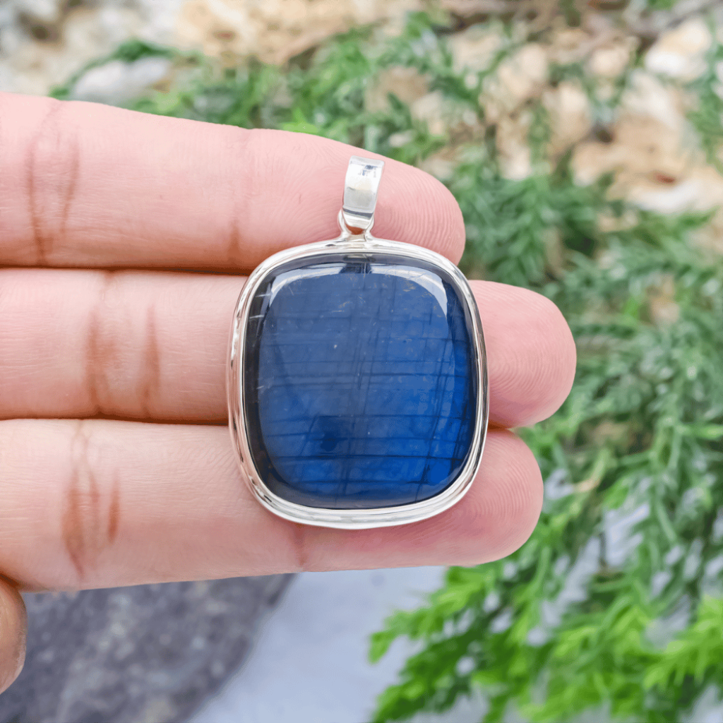 Natural Labradorite Cushion Sterling Silver Pendant Jewellery
