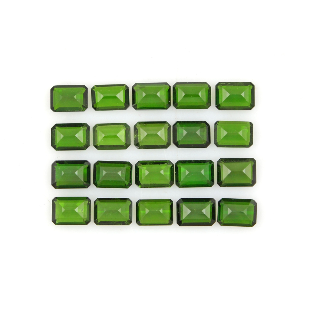 Natural chrome Diopside 5x7mm Octagon Gemstone
