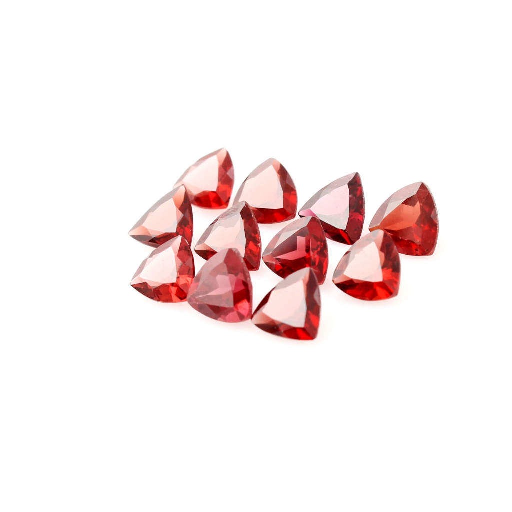 Natural Garnet 6mm Trillion Shape Loose Gemstone