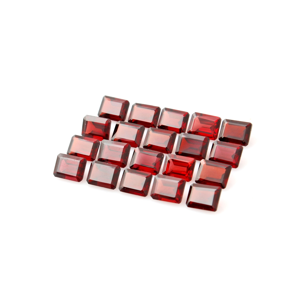 Natural Garnet 6x8mm octagon Loose Gemstone