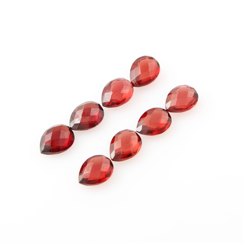 Natural Garnet pear shape, Briolette Cut Garnet, 6x8mm Loose Garnet Gemstone