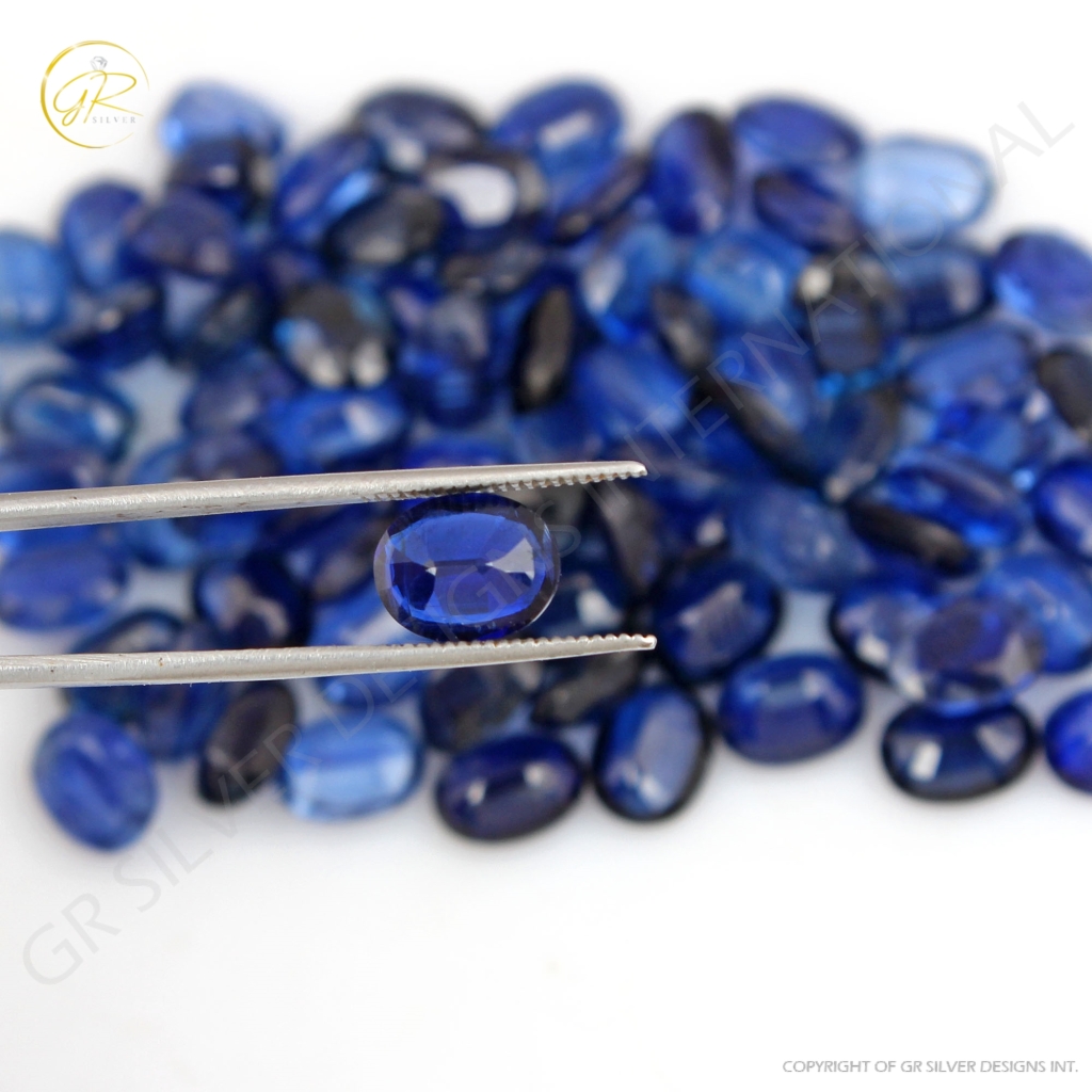 Blue Kyanite Oval 7x9 MM- 20.5ct Stone