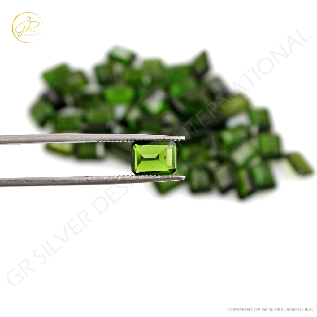 Natural chrome Diopside 5x7mm Octagon Gemstone