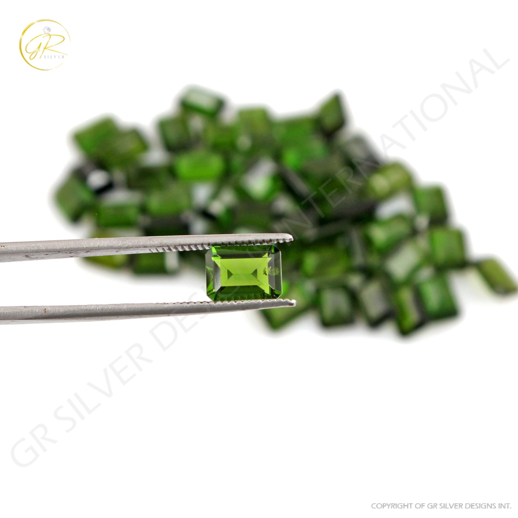 Natural chrome Diopside 5x7mm Octagon Gemstone