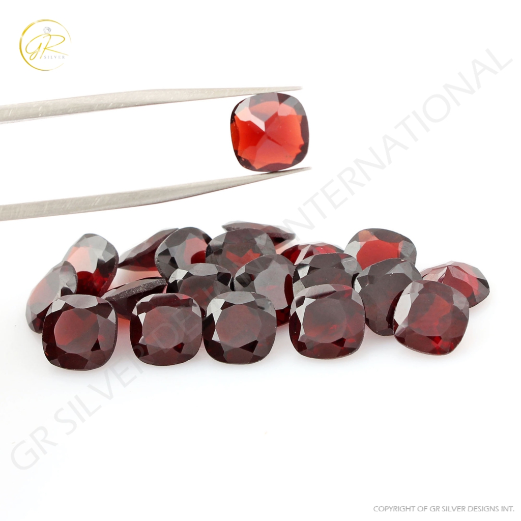 Natural Garnet 7mm Cushion Shape Garnet Loose Gemstone