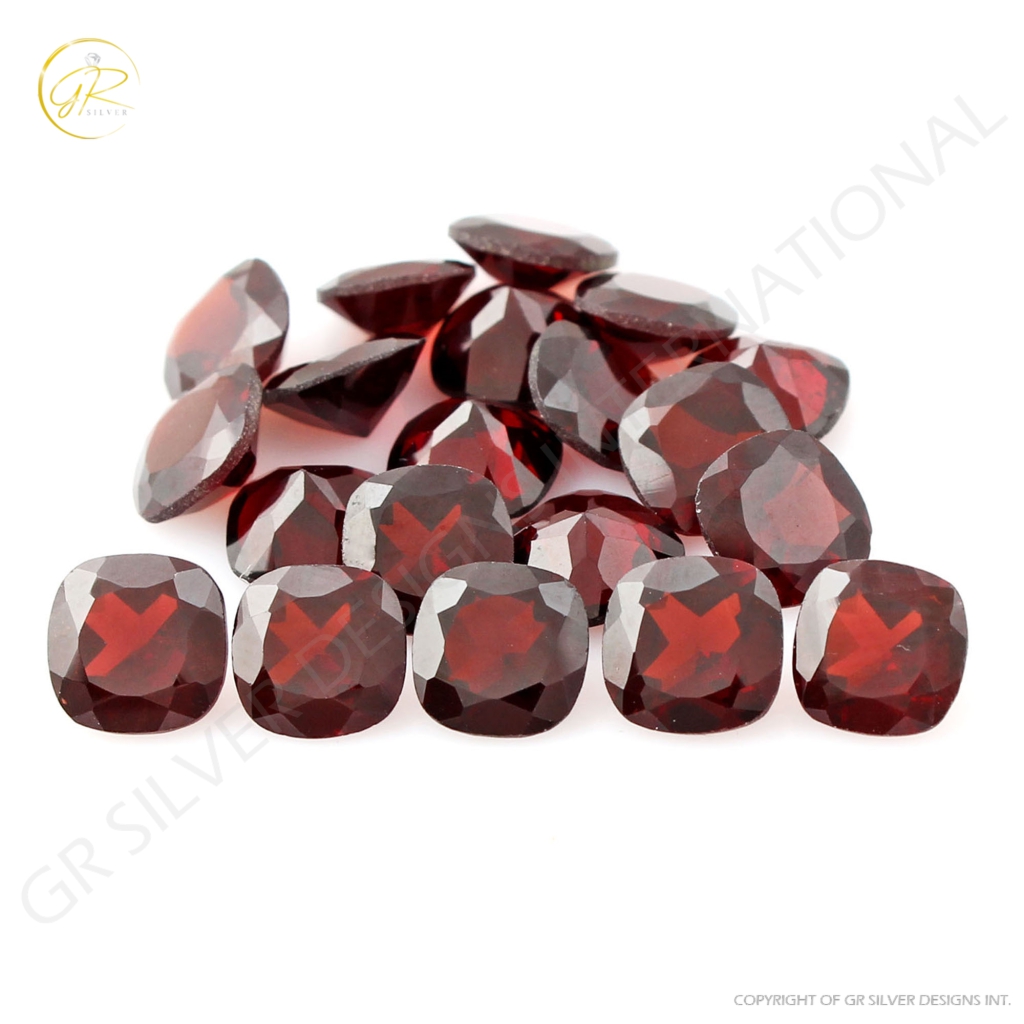 Natural Garnet 7mm Cushion Shape Garnet Loose Gemstone