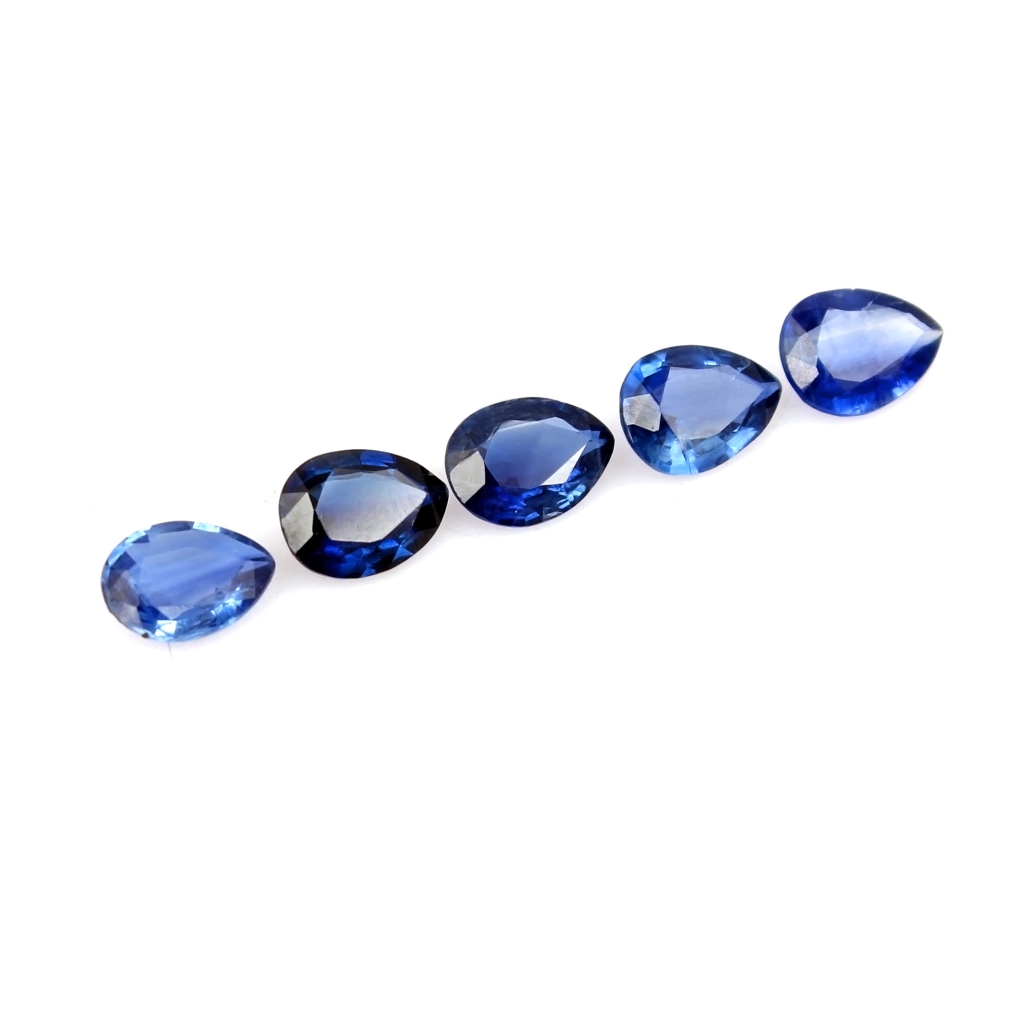 Natural Kyanite Pear Loose Gemstone For Jewelry Making