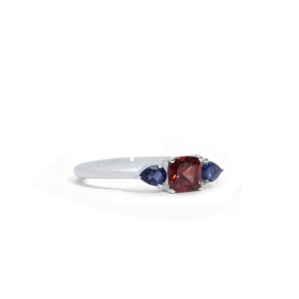 Garnet and Iolite cushion and pear shape 925 sterling silver ring